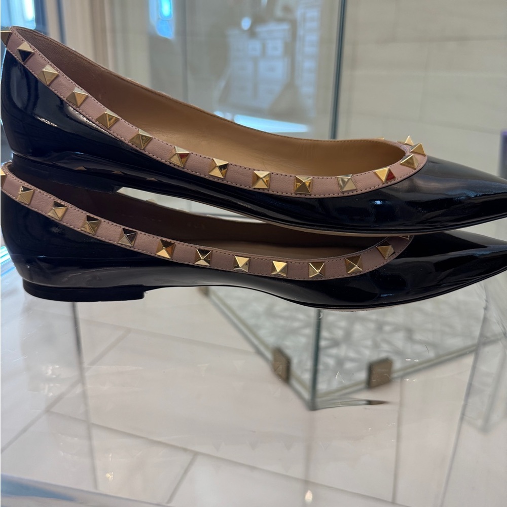 Pristine Valentino Rockstud Flat - image 5